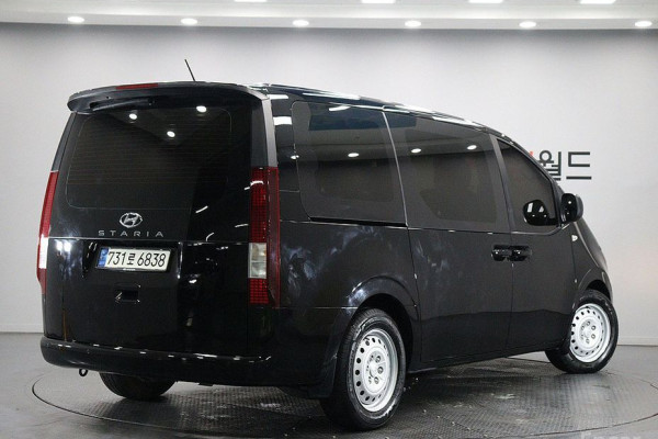 2022 Hyundai Staria с пробегом 34 000 км