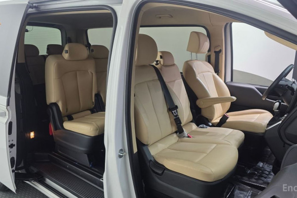 2022 Hyundai Staria с пробегом 39 742 км