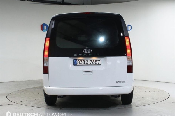 2022 Hyundai Staria с пробегом 30 130 км