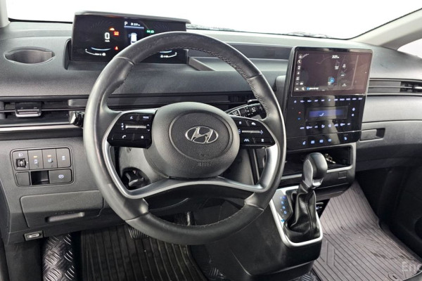 2022 Hyundai Staria с пробегом 114 210 км