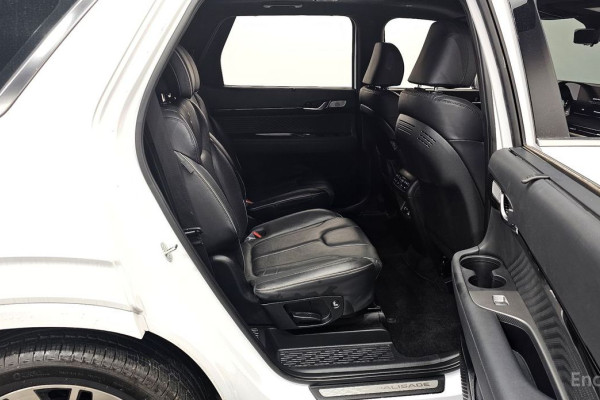 2023 Hyundai Palisade с пробегом 24 802 км