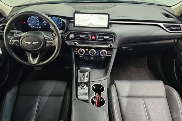 2022 Genesis G70 с пробегом 38 808 км