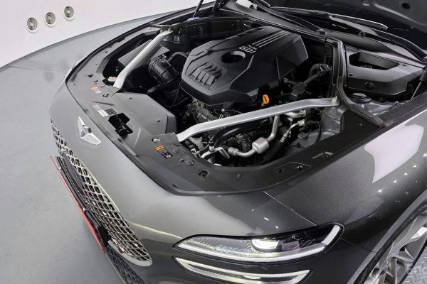 2022 Genesis G70 с пробегом 29 088 км