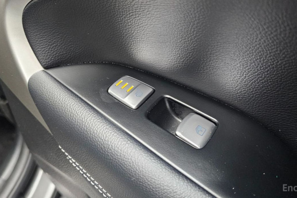 2022 Genesis G70 с пробегом 38 808 км