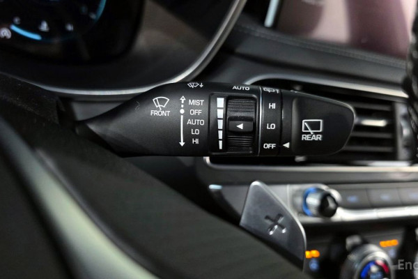 2022 Genesis G70 с пробегом 29 088 км