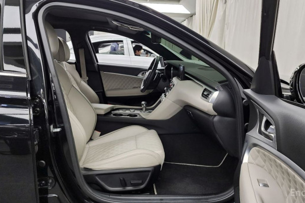 2023 Genesis G70 с пробегом 71 729 км