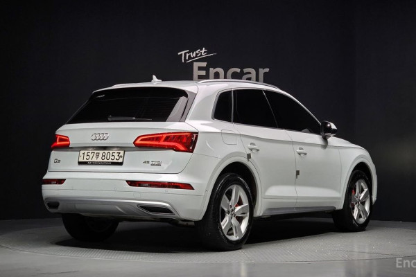 2020 Audi Q5 с пробегом 52 363 км
