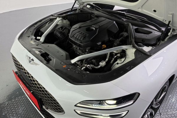 2022 Genesis G70 с пробегом 20 495 км