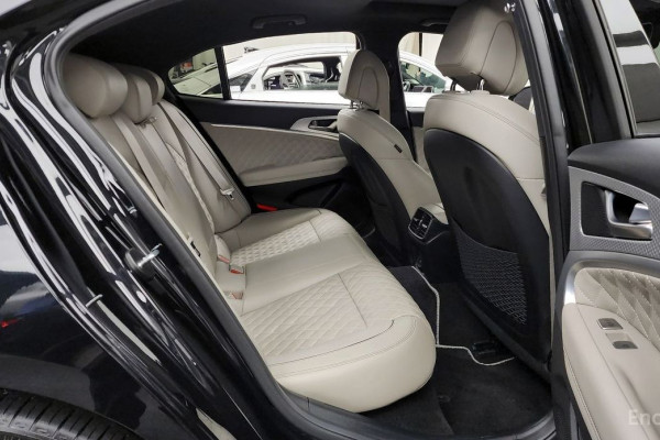 2023 Genesis G70 с пробегом 71 729 км