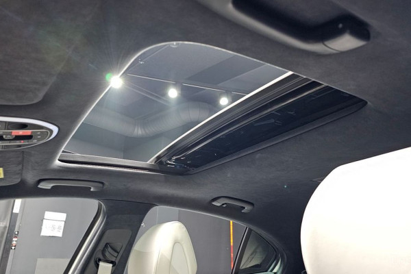 2023 Genesis G70 с пробегом 26 001 км