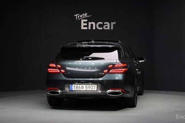 2022 Genesis G70 с пробегом 72 937 км