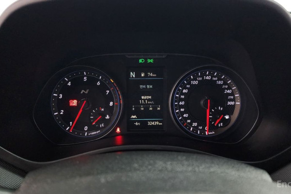 2021 Hyundai Veloster с пробегом 32 439 км