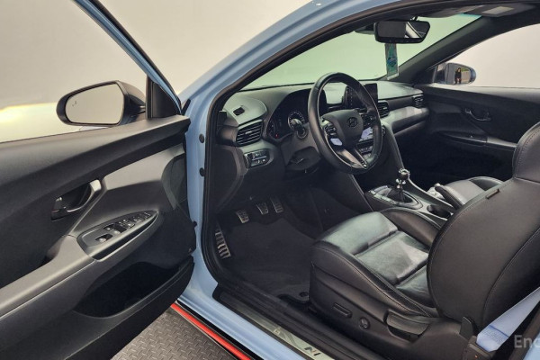 2021 Hyundai Veloster с пробегом 32 439 км