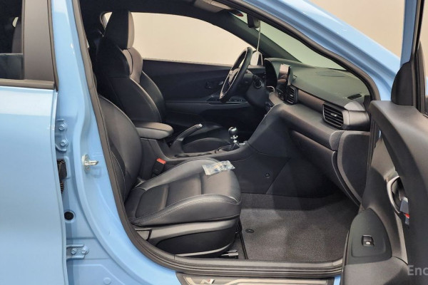 2021 Hyundai Veloster с пробегом 32 439 км