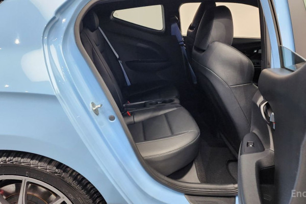 2021 Hyundai Veloster с пробегом 32 439 км