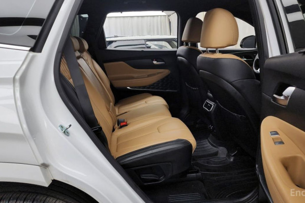 2021 Hyundai Santa Fe с пробегом 48 139 км