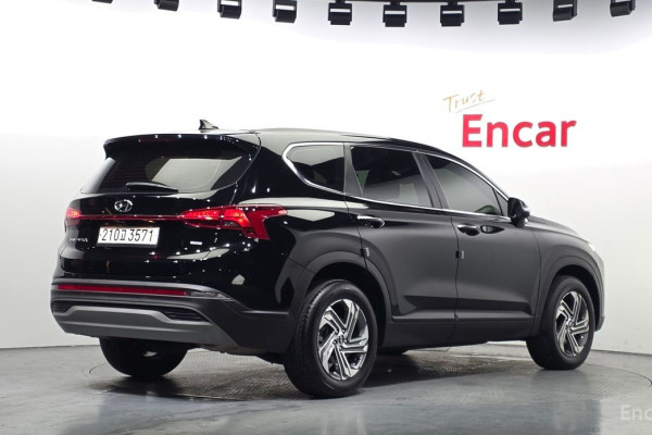 2022 Hyundai Santa Fe с пробегом 22 757 км