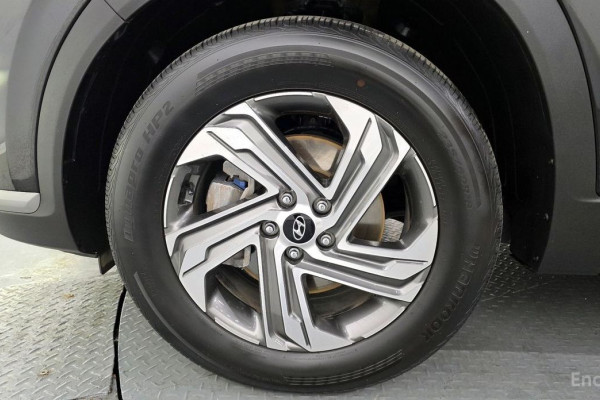 2022 Hyundai Santa Fe с пробегом 22 757 км