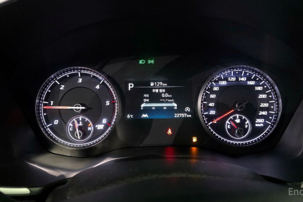 2022 Hyundai Santa Fe с пробегом 22 757 км