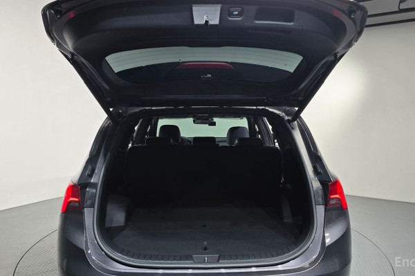 2021 Hyundai Santa Fe с пробегом 12 442 км