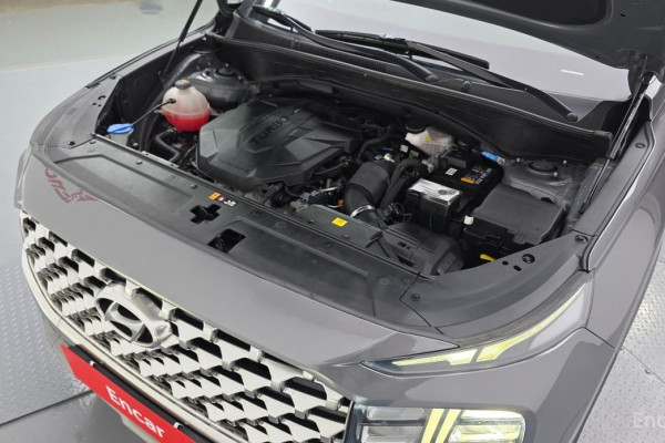 2022 Hyundai Santa Fe с пробегом 98 554 км