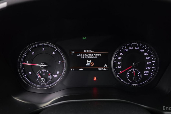 2022 Hyundai Santa Fe с пробегом 98 554 км