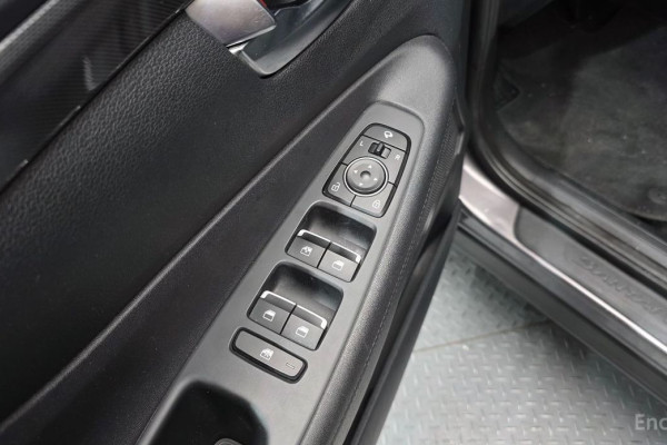 2021 Hyundai Santa Fe с пробегом 68 653 км