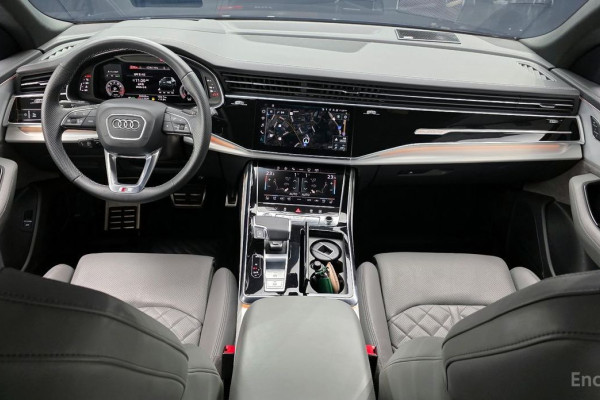 2022 Audi Q8 с пробегом 35 322 км