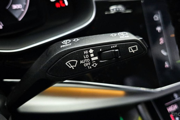 2023 Audi Q8 с пробегом 57 610 км