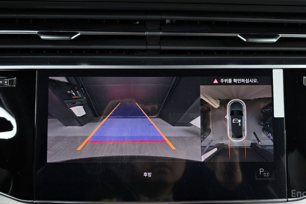 2021 Audi Q8 с пробегом 77 331 км