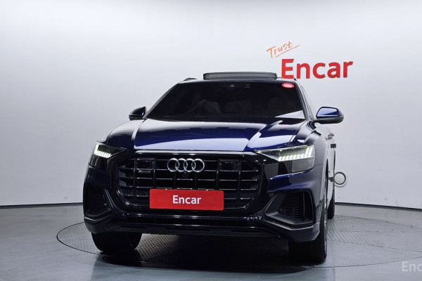 2021 Audi Q8 с пробегом 111 384 км