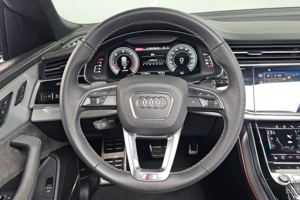 2021 Audi Q8 с пробегом 111 384 км