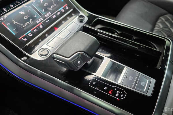 2021 Audi Q8 с пробегом 86 651 км