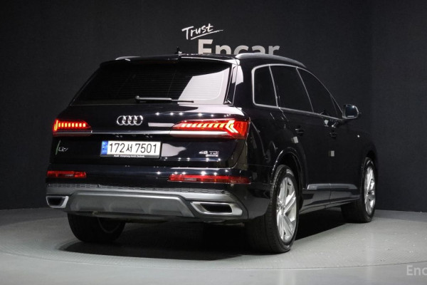 2020 Audi Q7 с пробегом 75 228 км