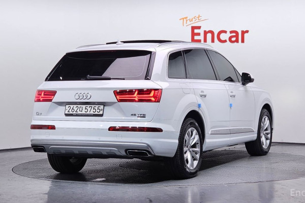2019 Audi Q7 с пробегом 44 456 км