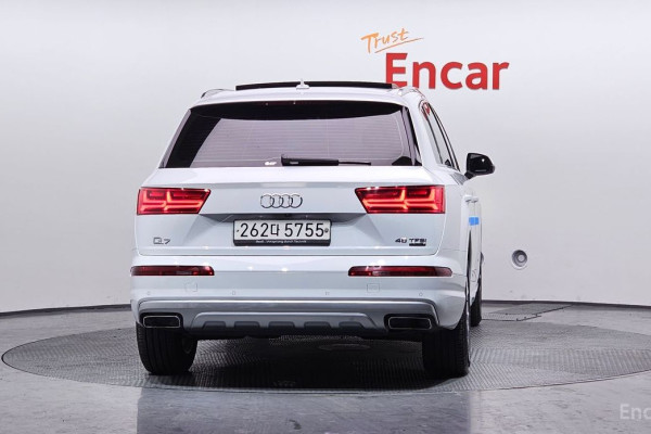 2019 Audi Q7 с пробегом 44 456 км