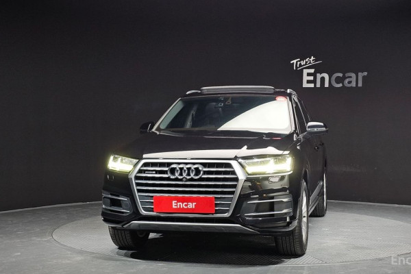 2019 Audi Q7 с пробегом 138 692 км