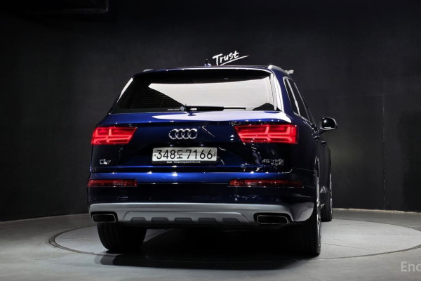 2019 Audi Q7 с пробегом 42 646 км