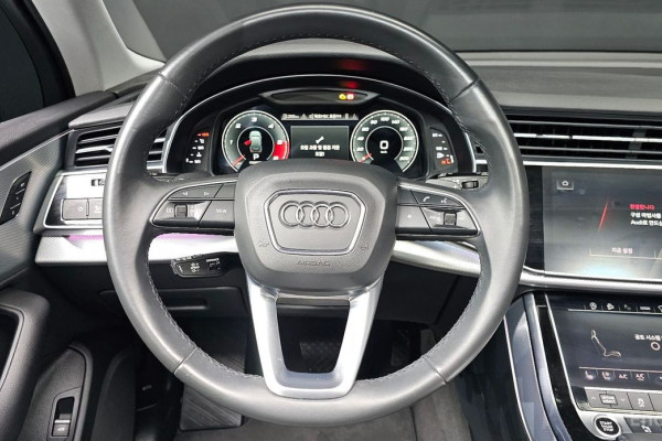 2020 Audi Q7 с пробегом 90 729 км