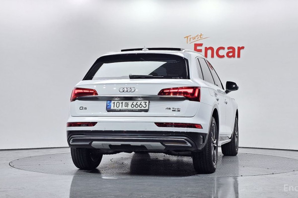 2021 Audi Q5 с пробегом 38 353 км