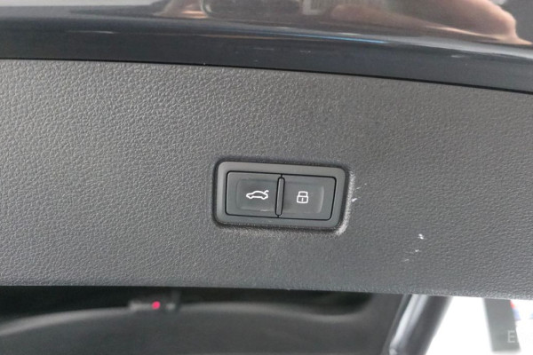 2021 Audi Q5 с пробегом 37 645 км