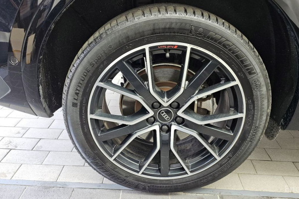 2023 Audi Q5 с пробегом 34 575 км