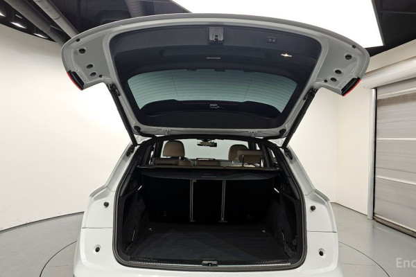 2024 Audi Q5 с пробегом 17 896 км