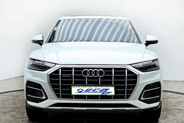 2022 Audi Q5 с пробегом 33 500 км