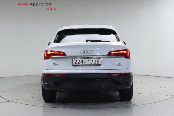 2023 Audi Q5 с пробегом 19 765 км