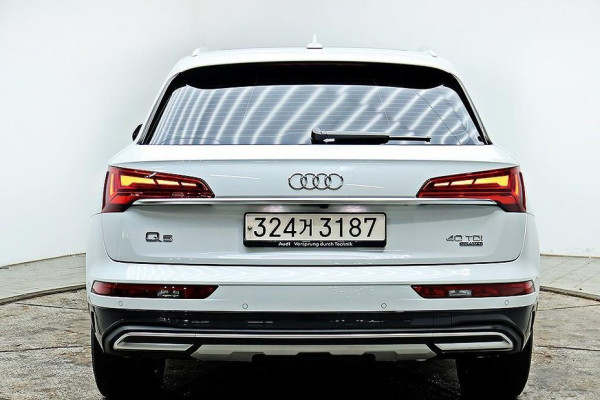 2022 Audi Q5 с пробегом 33 500 км