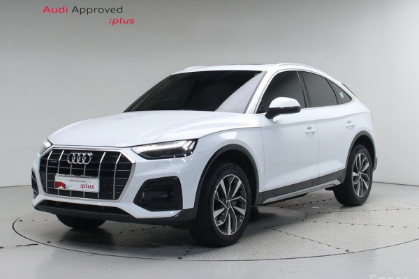 2023 Audi Q5 с пробегом 19 765 км