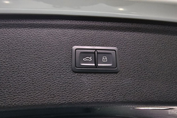 2023 Audi Q5 с пробегом 53 999 км