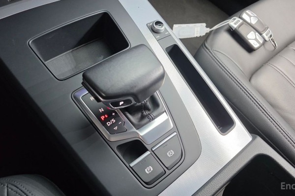 2021 Audi Q5 с пробегом 63 953 км