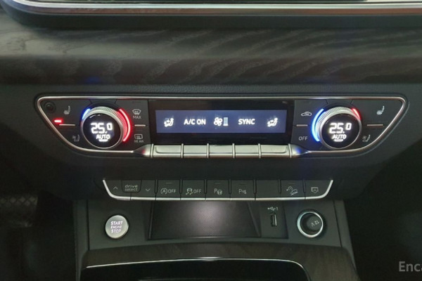 2023 Audi Q5 с пробегом 50 700 км